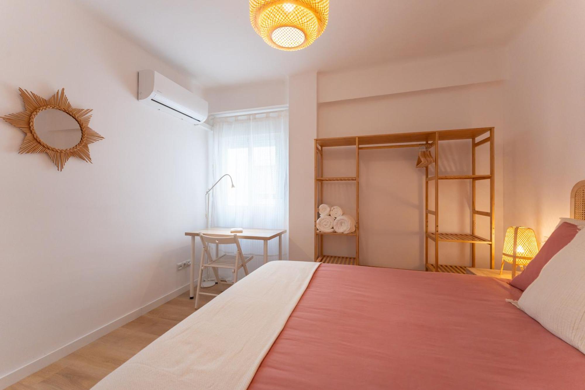 Malaga Lux Oasis - Modern 3Br, Fast Wifi, Smarttv Lejlighed Eksteriør billede